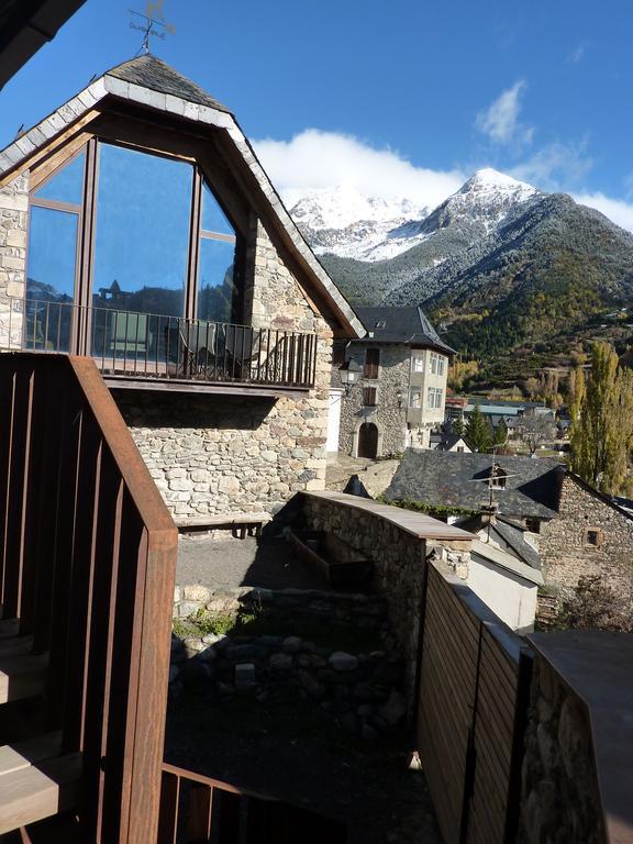 Villa La Borda Del Zarrastiecho Sallent de Gállego Exterior foto