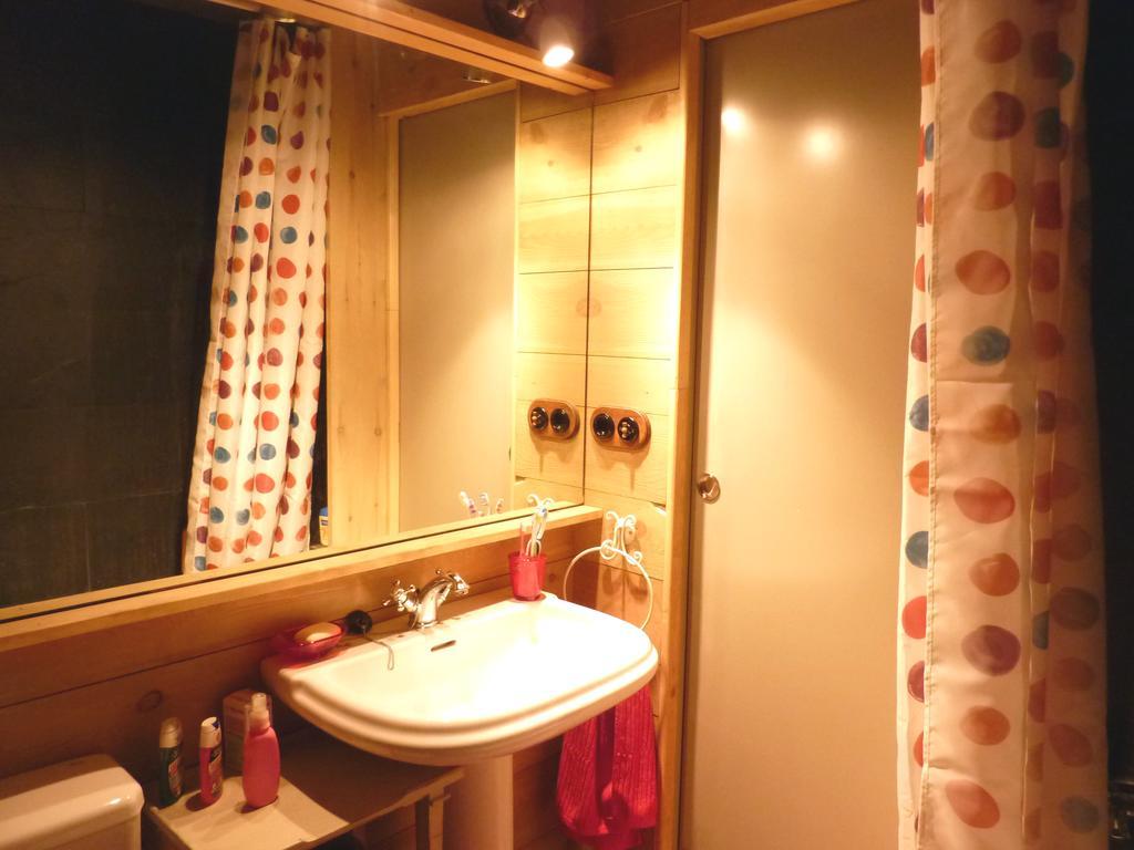 Villa La Borda Del Zarrastiecho Sallent de Gállego Zimmer foto